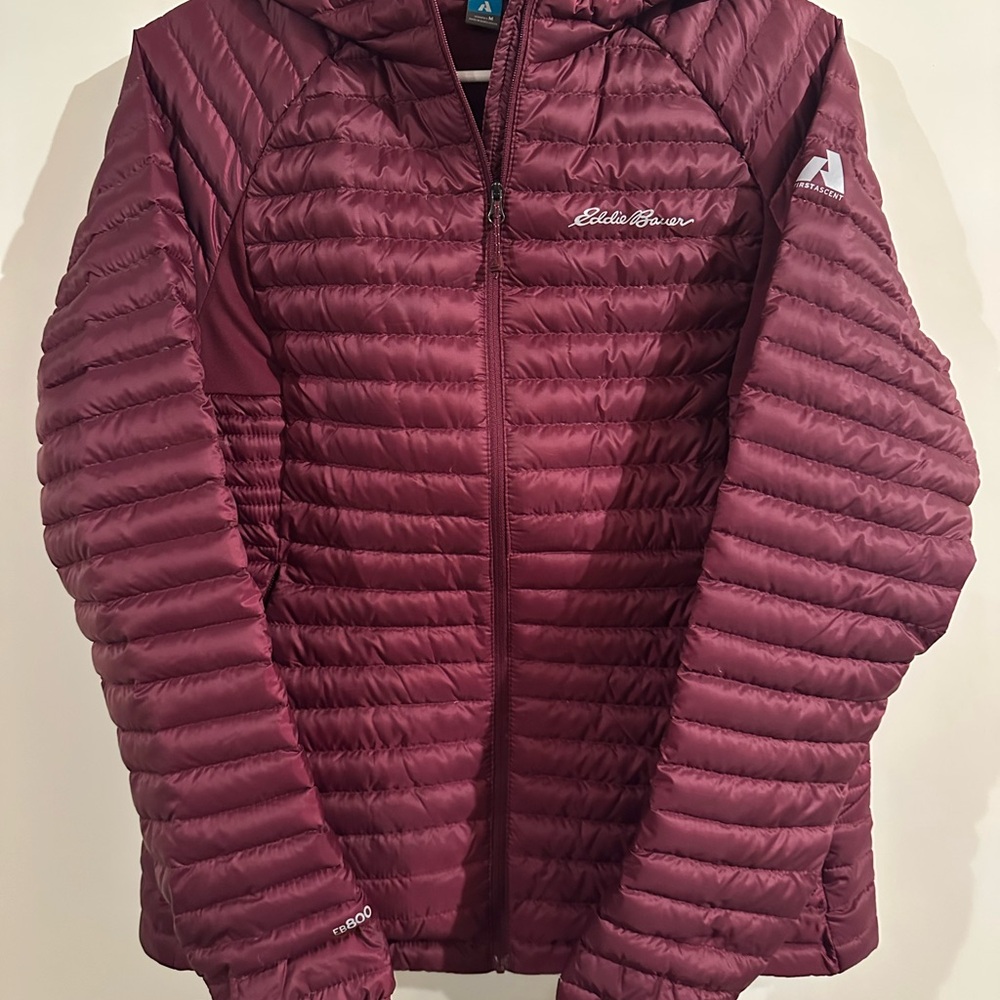 Eddie Bauer Burgundy Puffer Jacket Lightweight Insulated